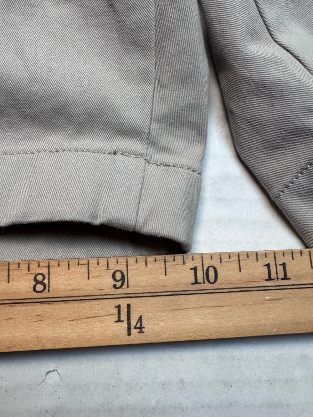 Everlane Uniform Slim Fit Stretch Chino Shorts In Beige Size: 33 Slim - Picture 7 of 9